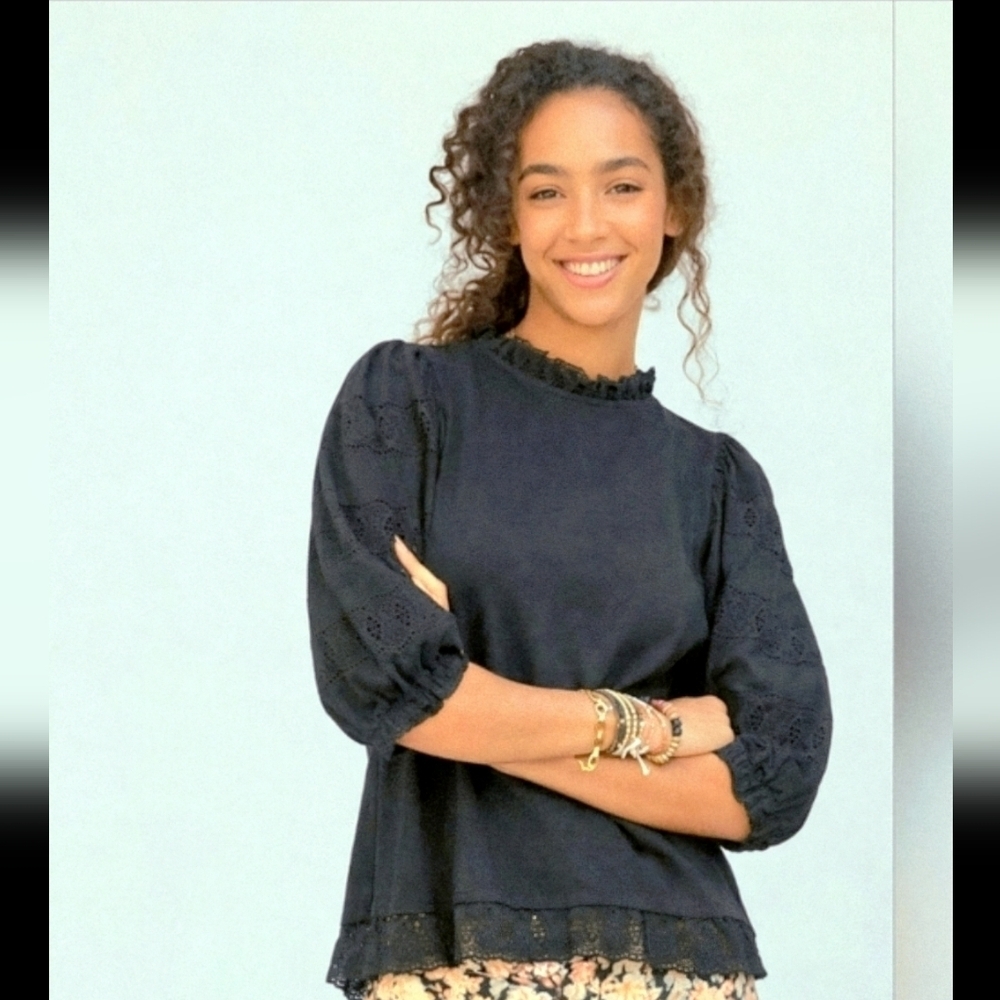 Anthropologie OTHILIA Idina Eyelet Top in Black. Size Medium